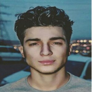 دانلود آهنگ علی نواب کاریزما