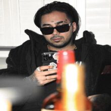 کاور آلبوم پوتک شاخ قرمز
