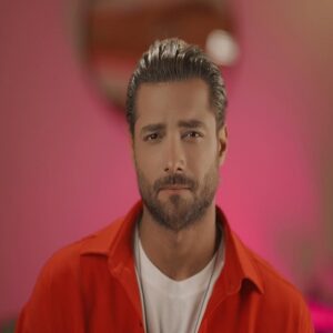 دانلود آهنگ ماکان بند امشب دانلود آهنگ ماکان بند امشب