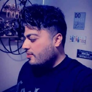 دانلود آهنگ امید عقابی عشق اول