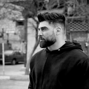 دانلود آهنگ محمد محرمی تا قلم دست میگیرم تو رو تو ذهنم می بینم