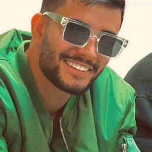 دانلود آهنگ علی حسینی قشنگه