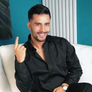 دانلود آهنگ علی حسینی زیر نور ماه